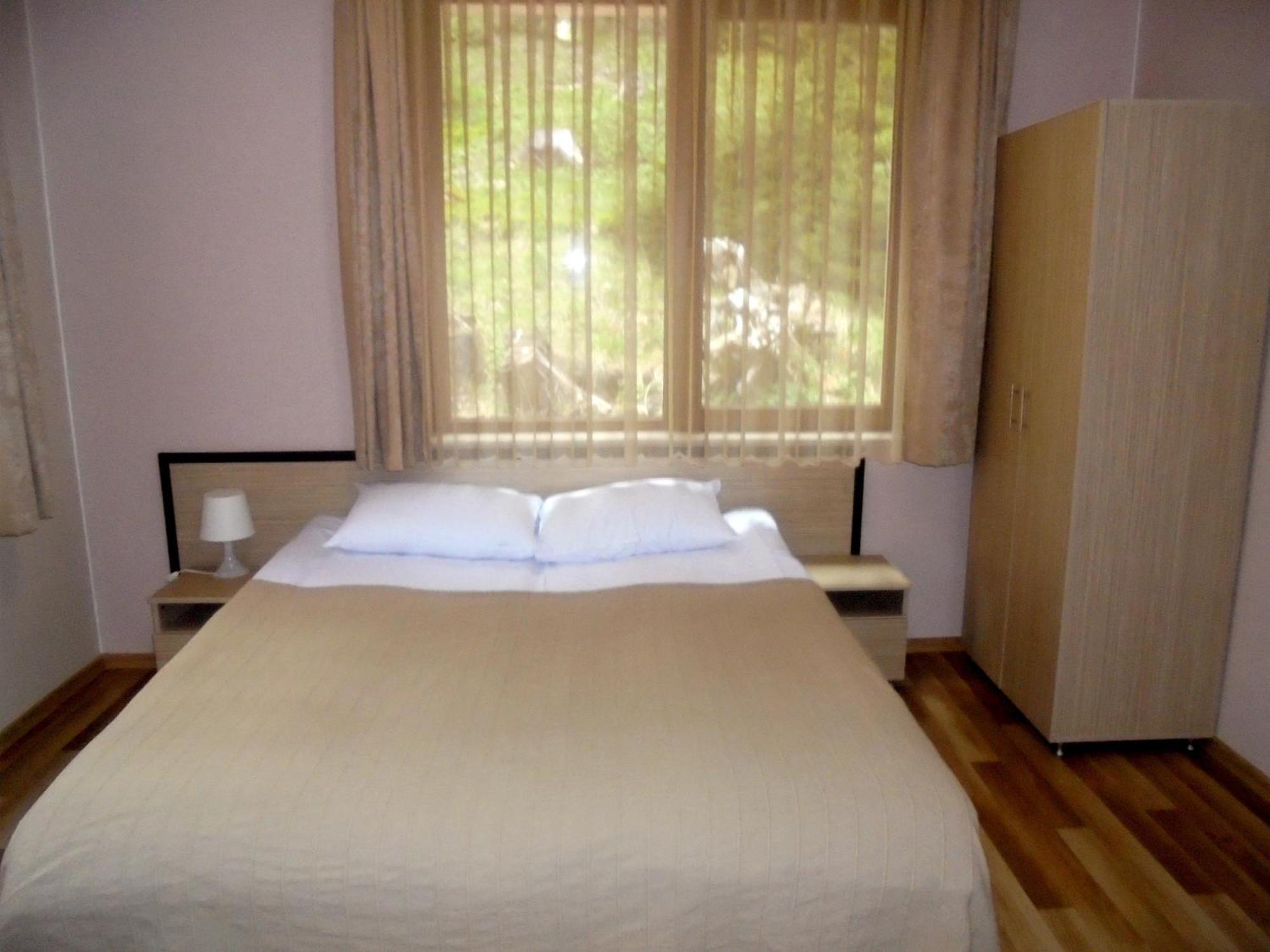 Ивелия Къща За Гости Dospat Room photo